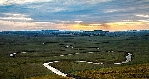 《刺客信条：Rift》2023上半年发售 《刺客信条：无限》2024或2025年发售